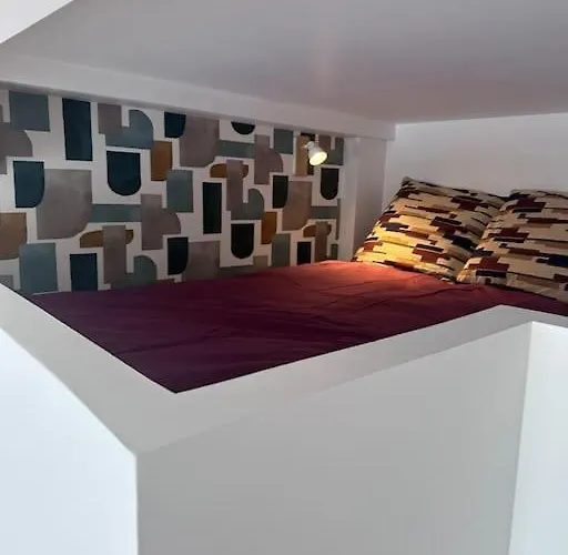 Grand Mezzanine Cathedrale De Lägenhet *