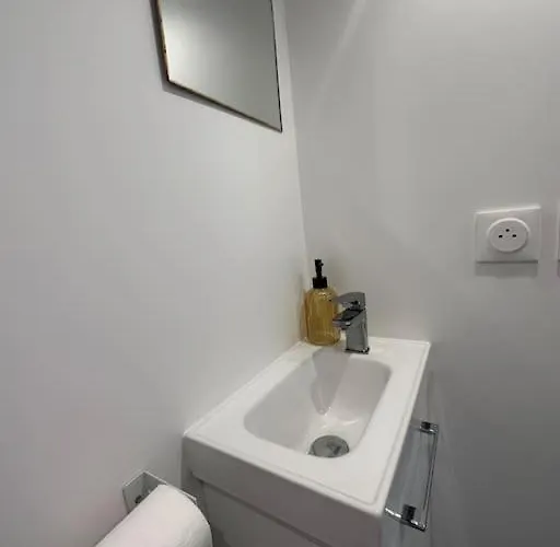 Grand Mezzanine Cathedrale De Lägenhet *